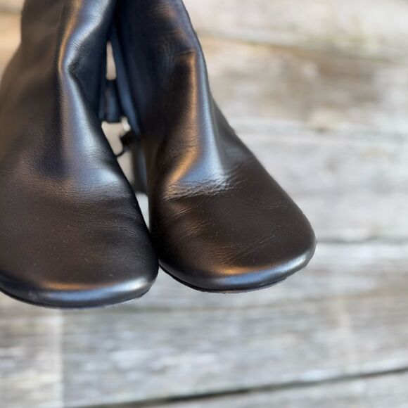 Dear Frances Harlow All Leather Handmade Boot in Black - Picture 10 of 16